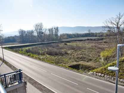 Neues Gewerbegebiet im Süden der Stadt. (Foto: Josef Vorlaufer)