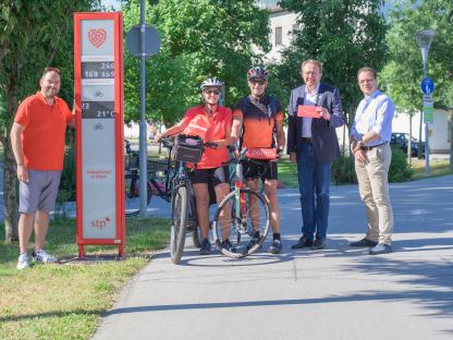 Eine halbe Million: Margarete und Laurenz Windischhofer wurden beim Überqueren einer Fahrrad-Zählstelle zum 500.000 Mal erfasst. 