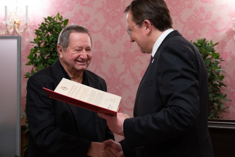 Ehrenzeichen und Prandttauerpreis 51 von 121