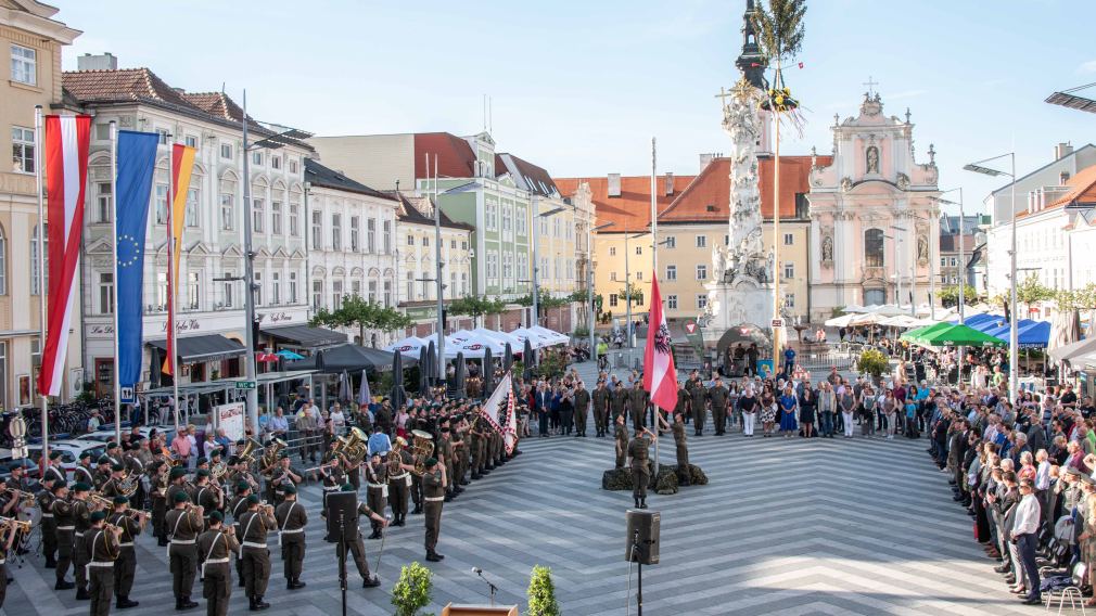 Am 15. Mai ab 17 Uhr findet in der Innenstadt die Staatsvertragsfeier statt. (Foto: zVg/MilKdo NÖ)