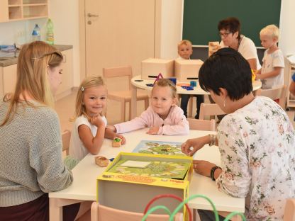 Mit den frühzeitigen und kommenden Änderungen im Rahmen der Kinderbetreuungsoffensive soll ein qualitatives und leistbares Betreuungsangebot gesichert werden. (Foto: Josef Vorlaufer)