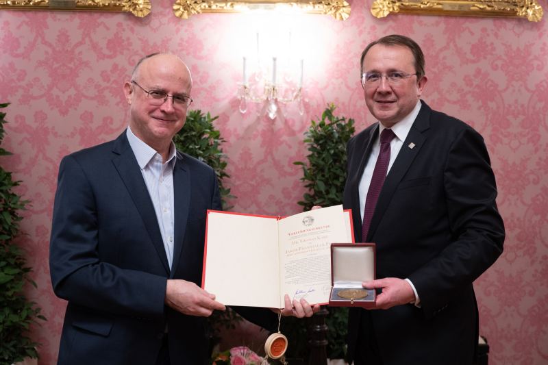 Ehrenzeichen und Prandttauerpreis 41 von 121