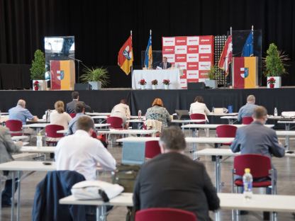 Stadtsenat und Gemeinderatssitzung im VAZ. (Foto: Kainz)