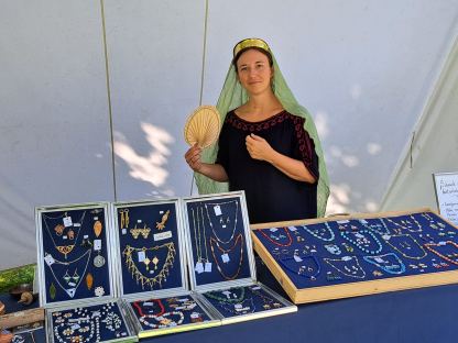 Schaukämpfe, Infostände und jede Menge Geschichte erwarten die Besucher:innen des Innenhofs des Stadtmuseums am 17. Mai. (Foto: Lydia Valant)