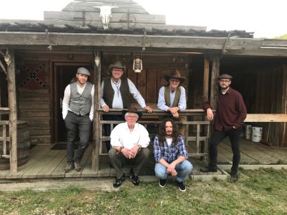 Die sechs Musiker um Andreas Hartl. (Foto: Gallows Fellows)