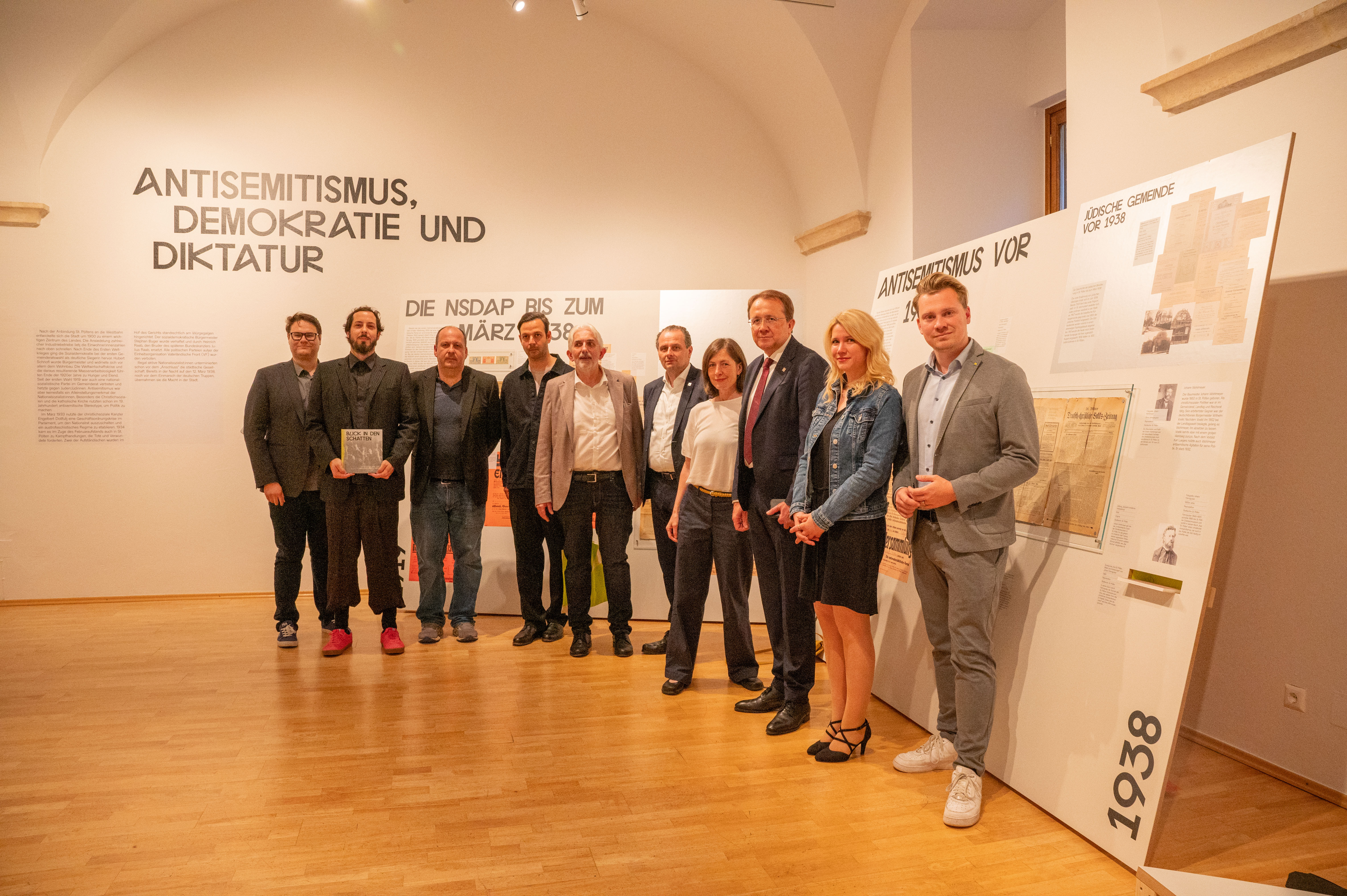 Ausstellungseroffnung Blick in den Schatten 78 von 78